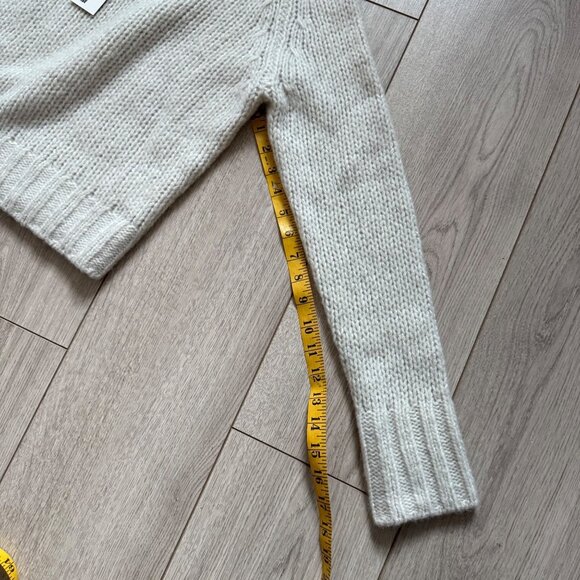 NWT White + Warren Loft Cashmere Shrunken Sweater Light Grey - Picture 10 of 11